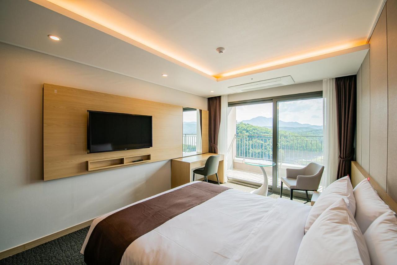 Jackson9S Hotel Чунчеон Екстериор снимка