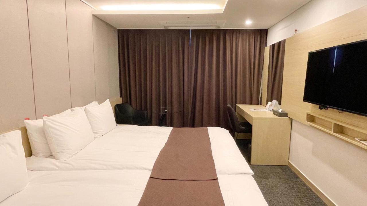 Jackson9S Hotel Чунчеон Екстериор снимка