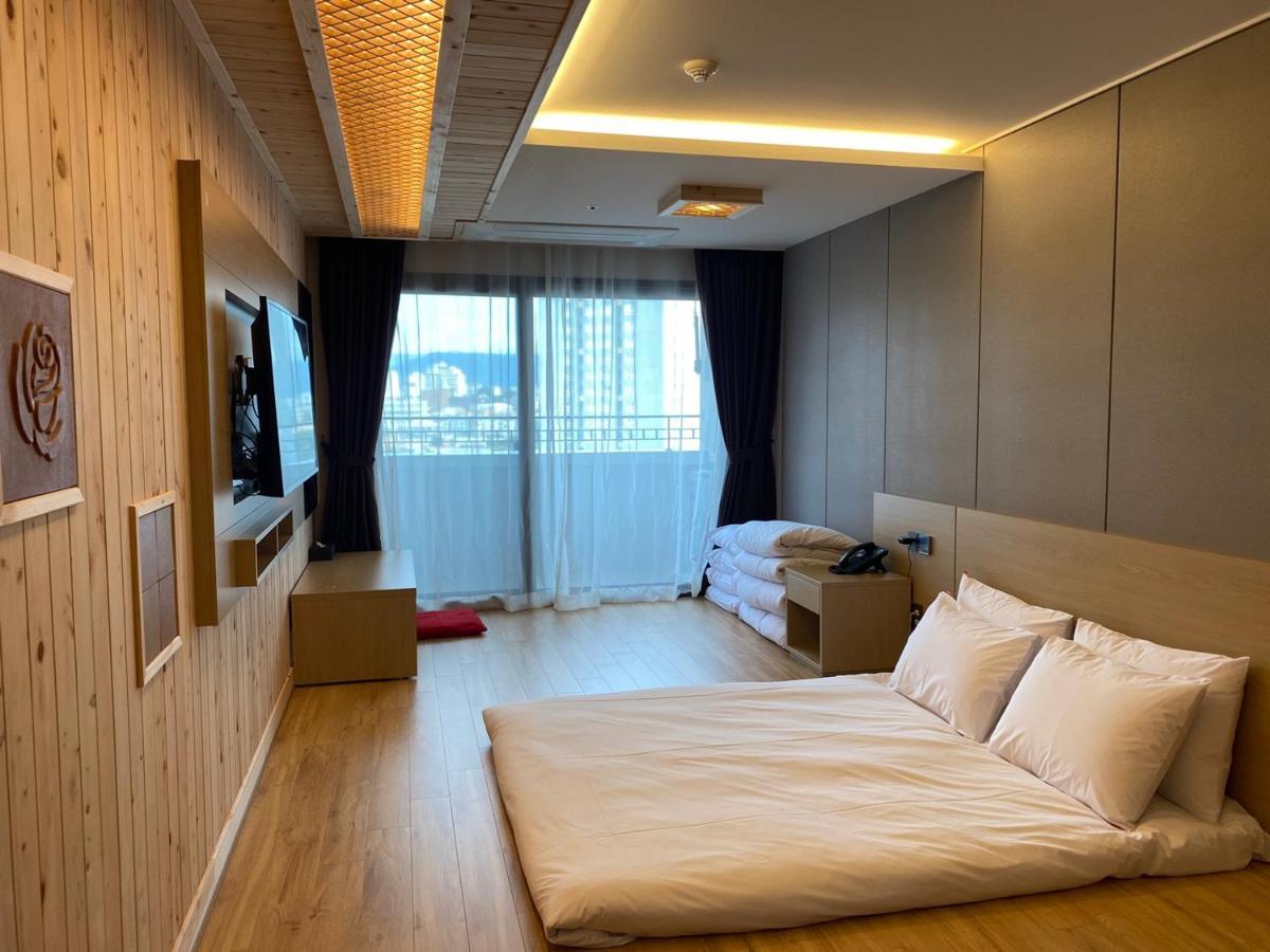 Jackson9S Hotel Чунчеон Екстериор снимка